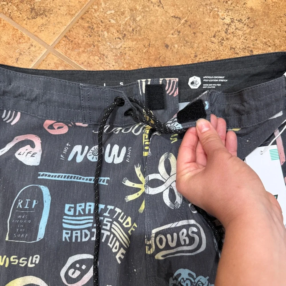 Vissla Stefan Hunt Board Shorts Men 30 Black Upcycle Coconut Stretch Swim Trunks
